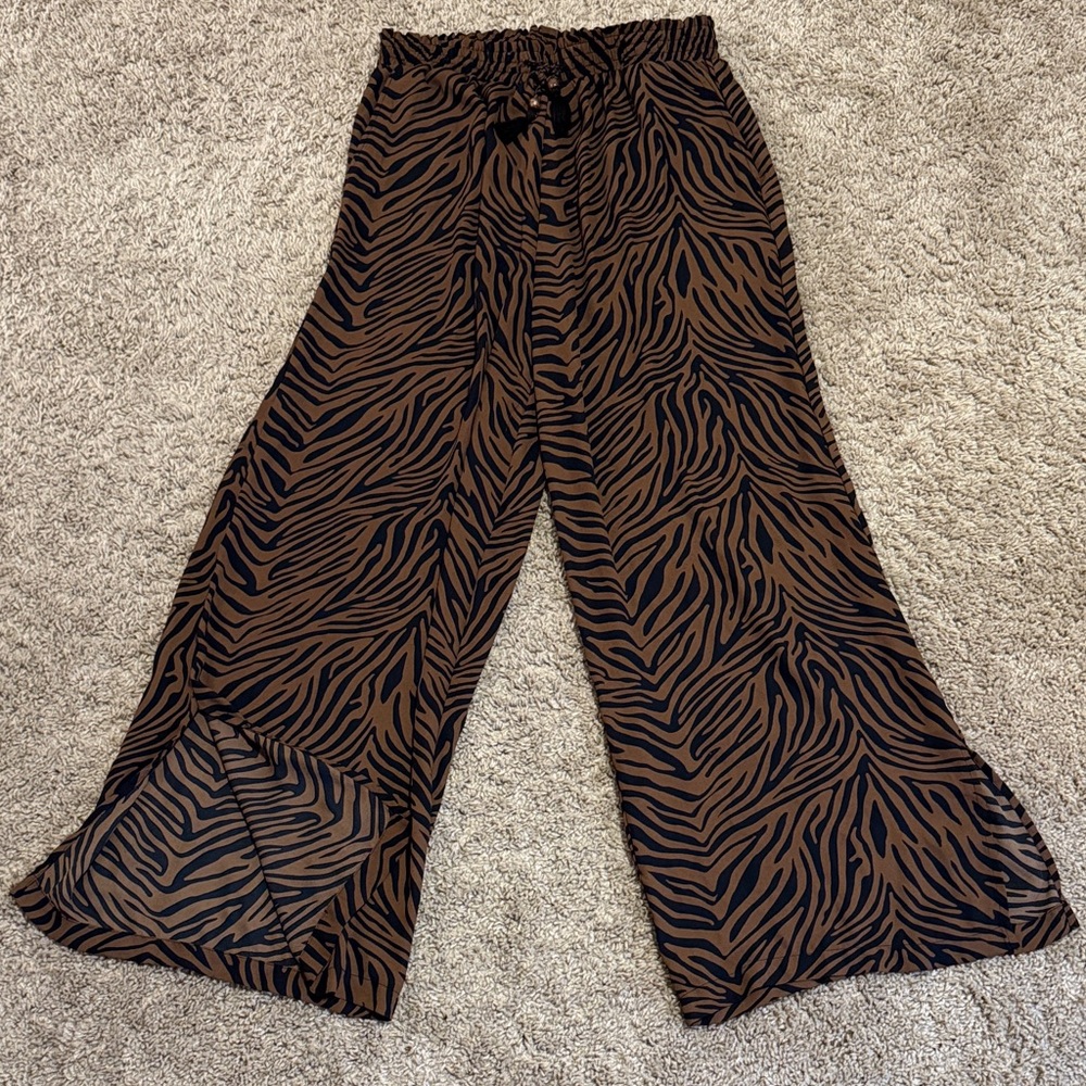 Rose & Olive Zebra Print Wide-Leg Pants